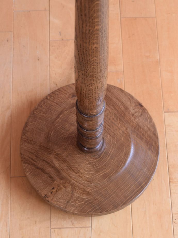 フロアランプの土台