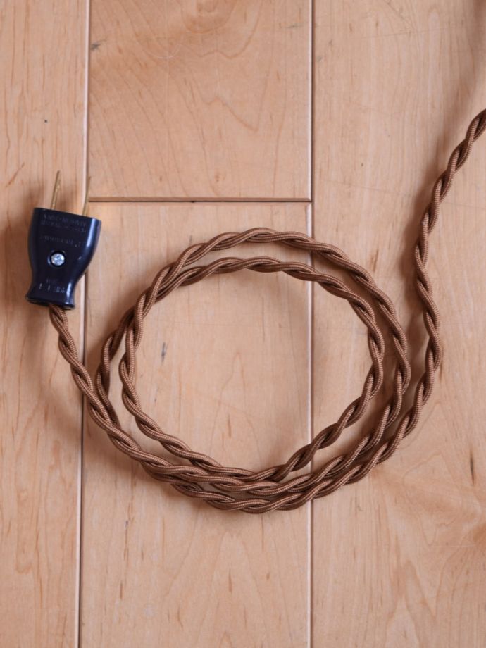 フロアランプのコード