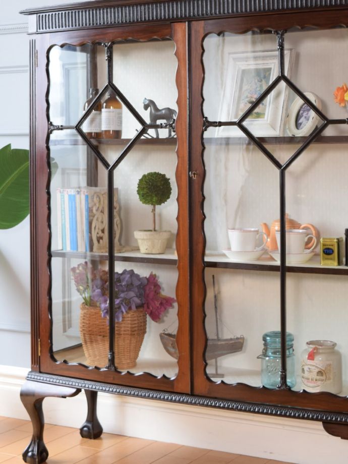 アンティークガラスの扉