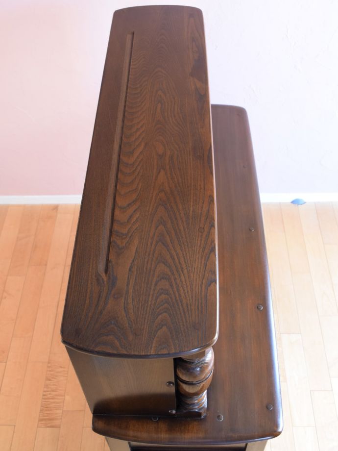 ビンテージキャビネットの天板