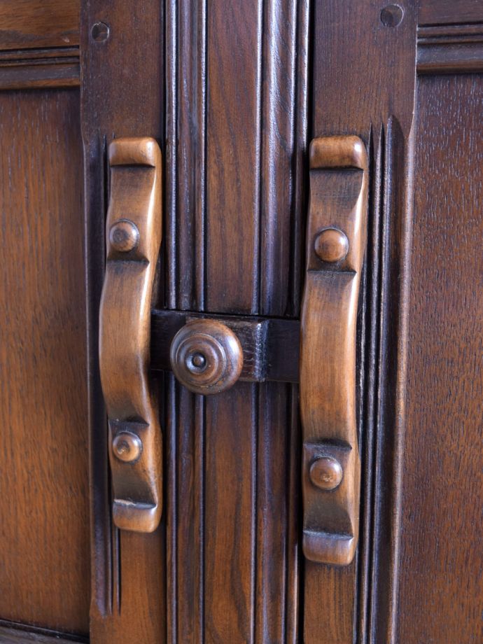 アンティーク家具の取っ手