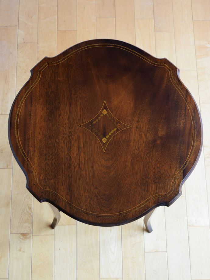 オケージョナルテーブルの天板