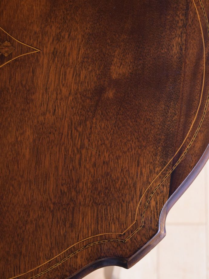 オケージョナルテーブルの天板