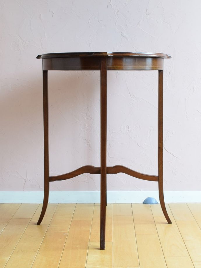 オケージョナルテーブルの側面