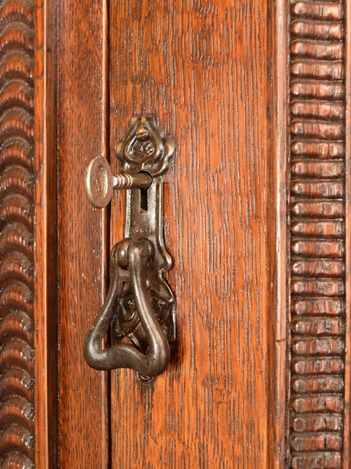 アンティークの鍵と取っ手