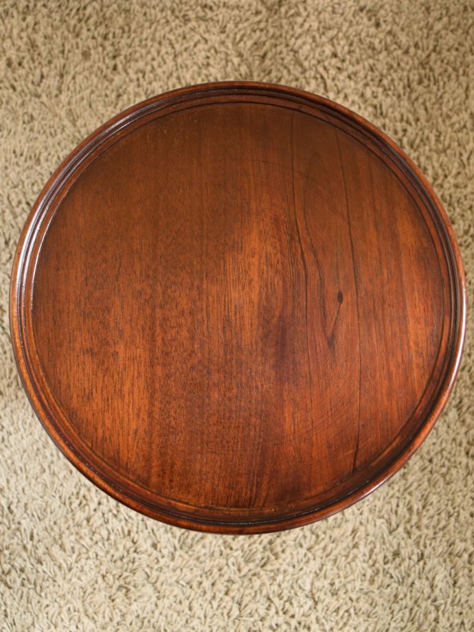 アンティークのテーブルの天板