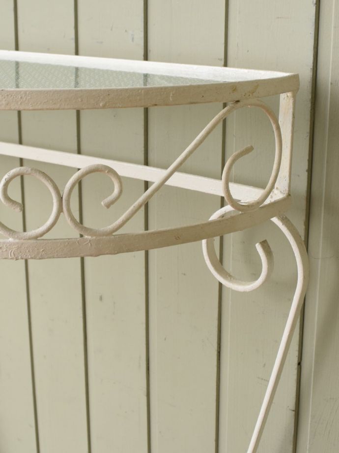 アンティークらしい装飾