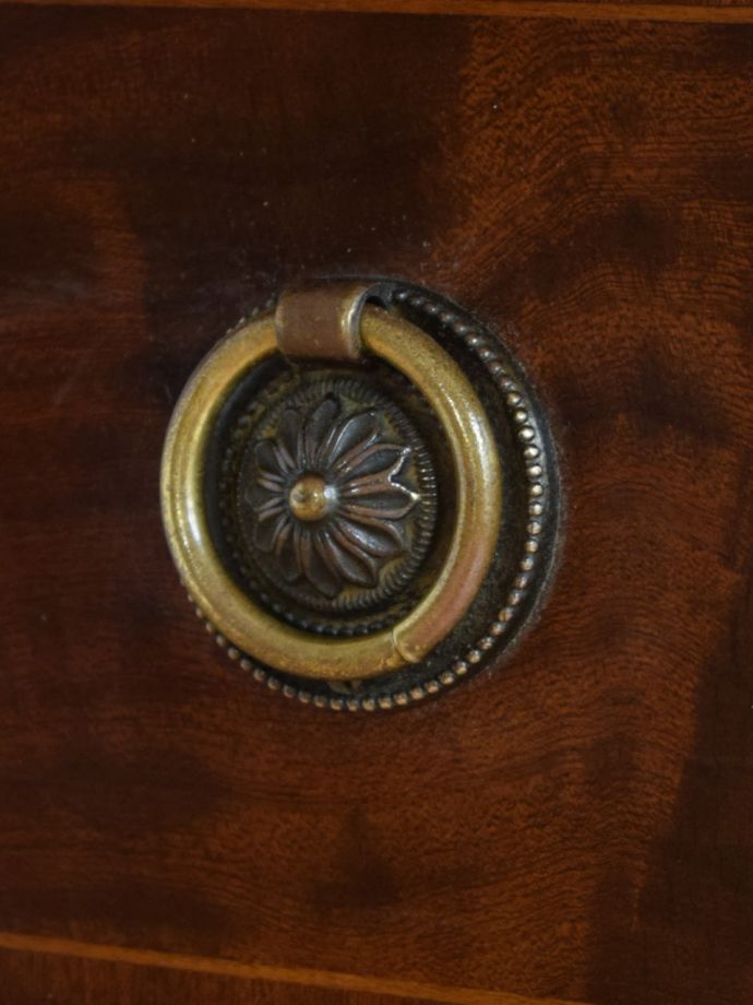 アンティークらしい取っ手