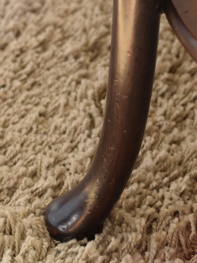 アンティーク家具の脚