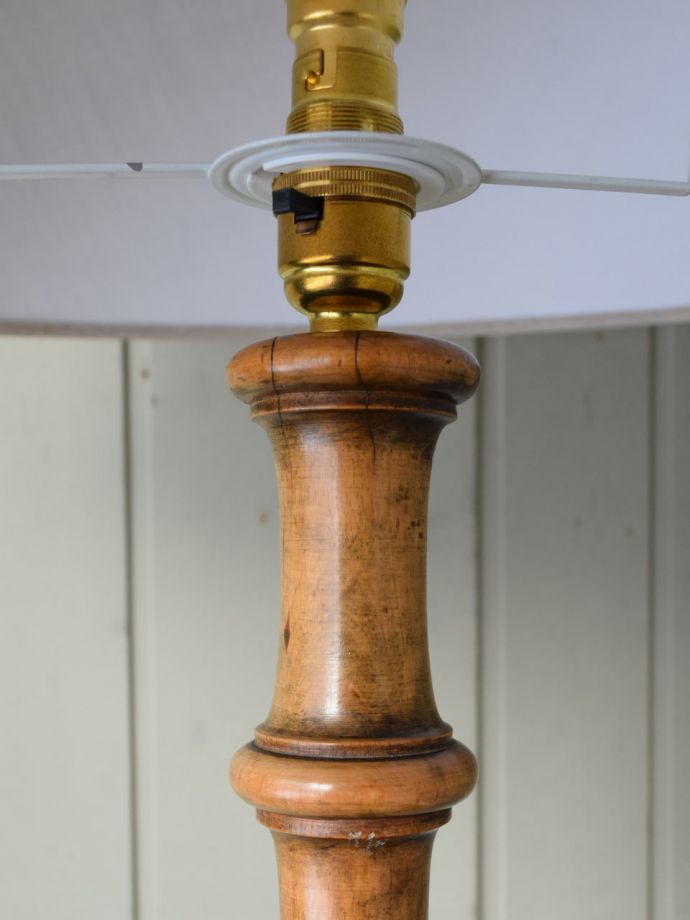 フロアランプの装飾