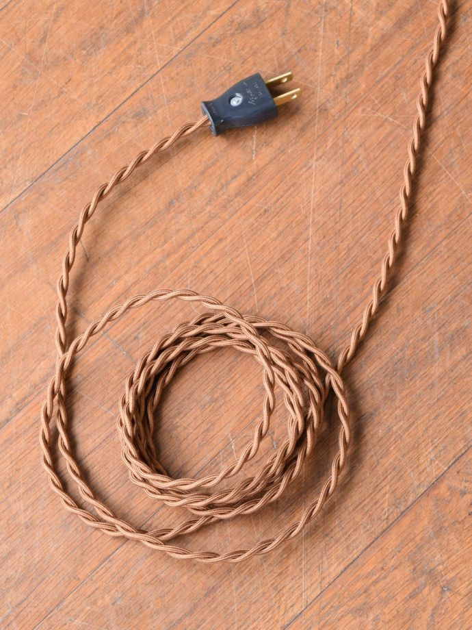 フロアランプのコード