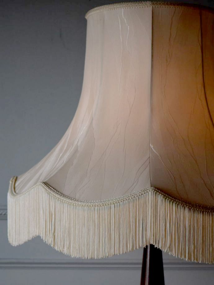 フロアランプのオリジナルシェード