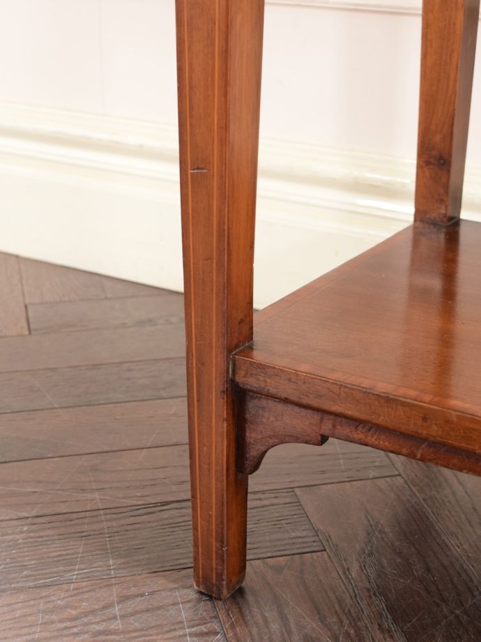 アンティーク家具の脚