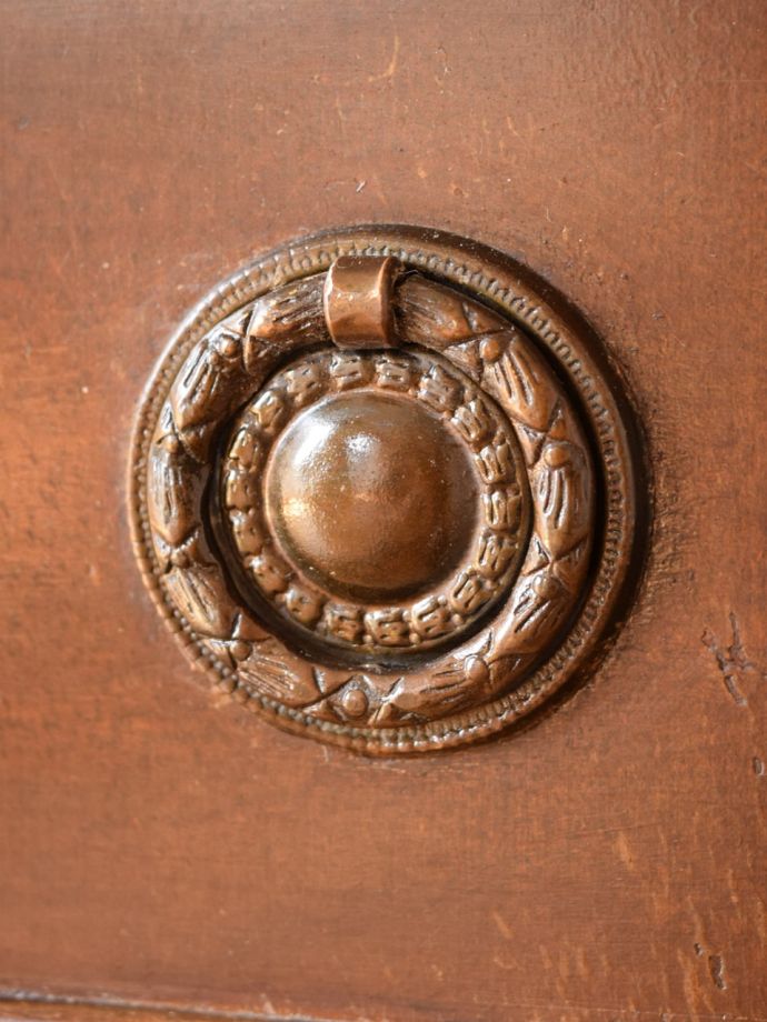 アンティークチェストの取っ手