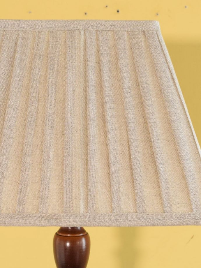 フロアランプのシェード