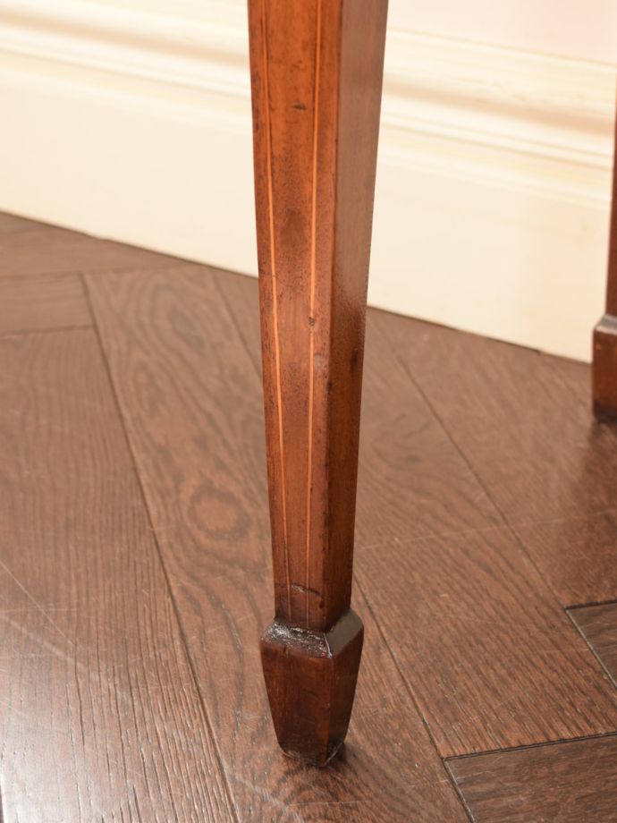 アンティーク家具の脚