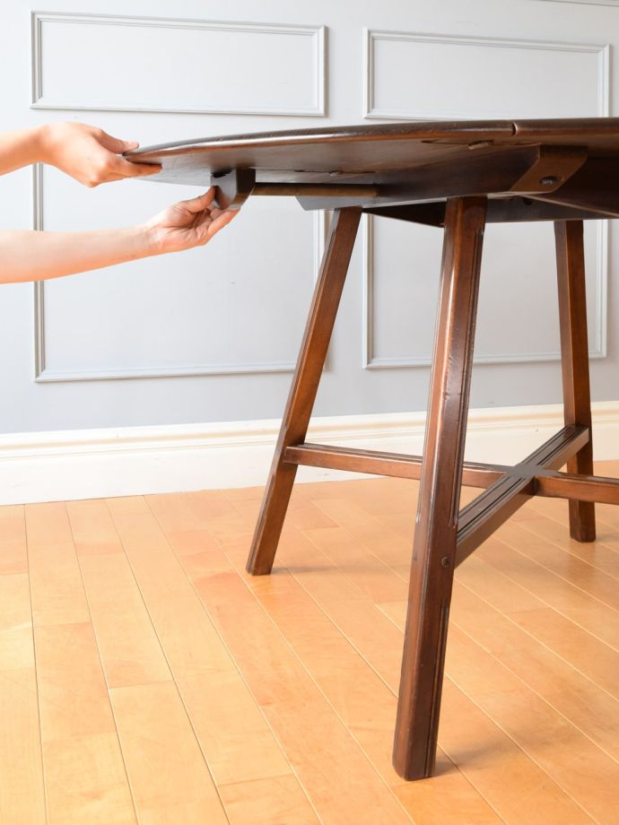 伸長式テーブルのサイズ変更方法