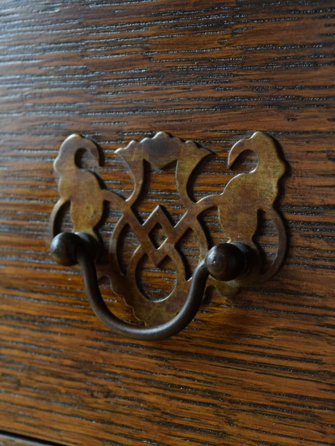 アンティークチェストの取っ手