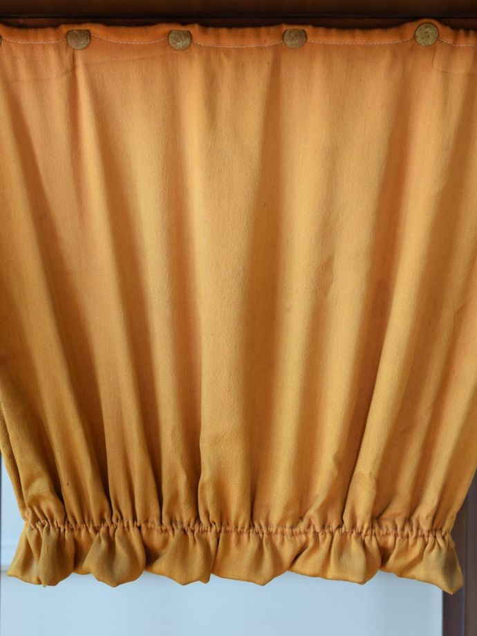 アンティーク家具の収納