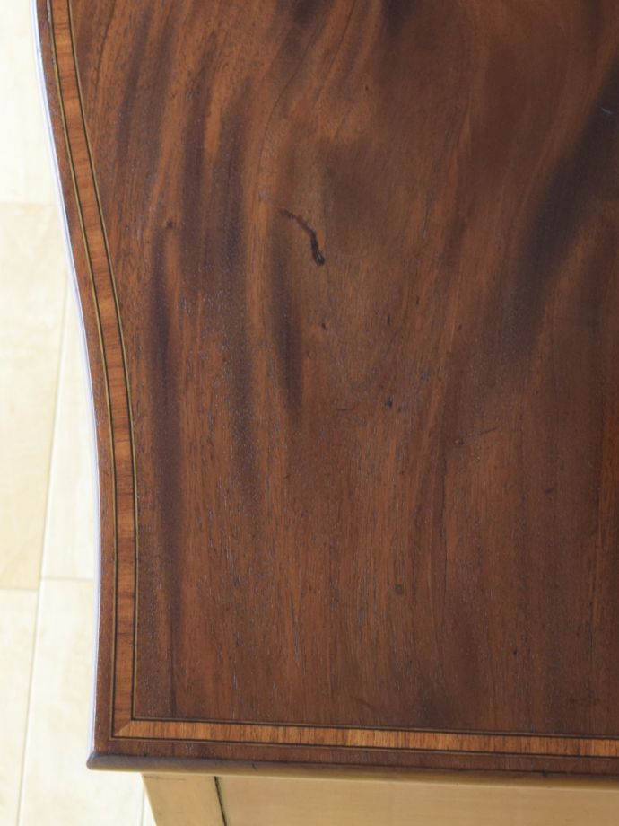 ドレッサーの天板