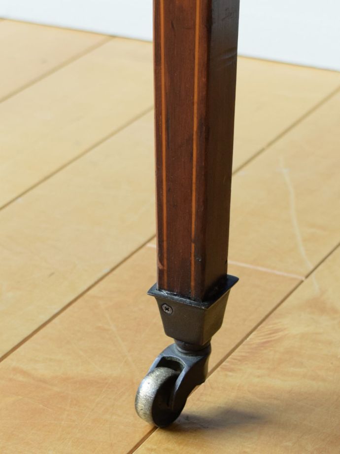 アンティーク家具の脚
