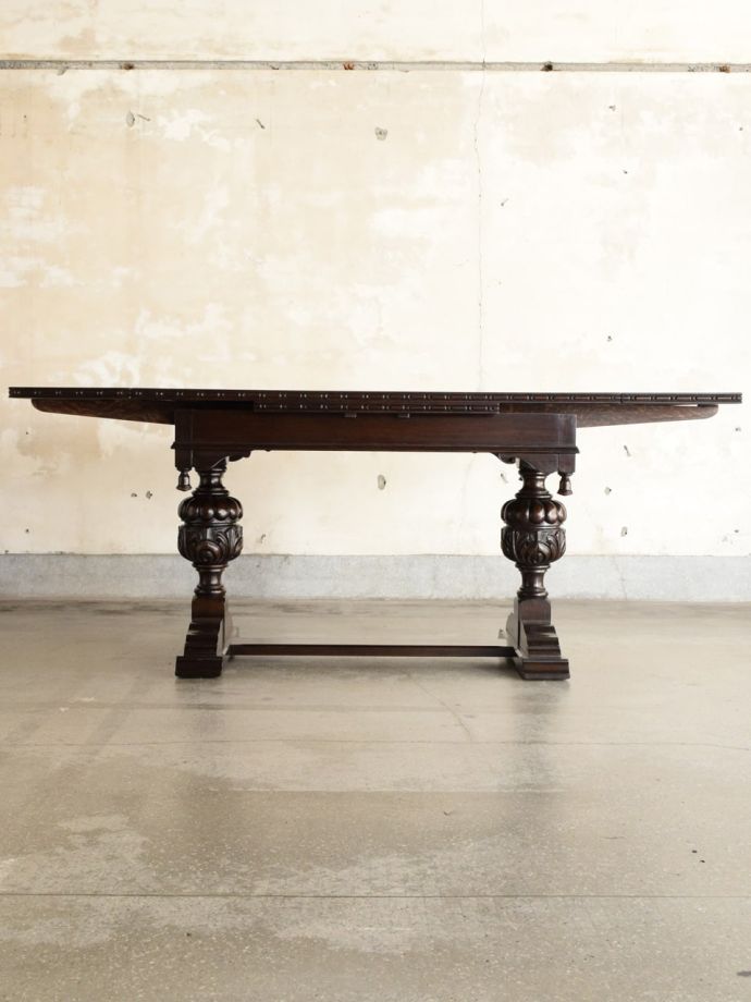 便利なドローリーフテーブル