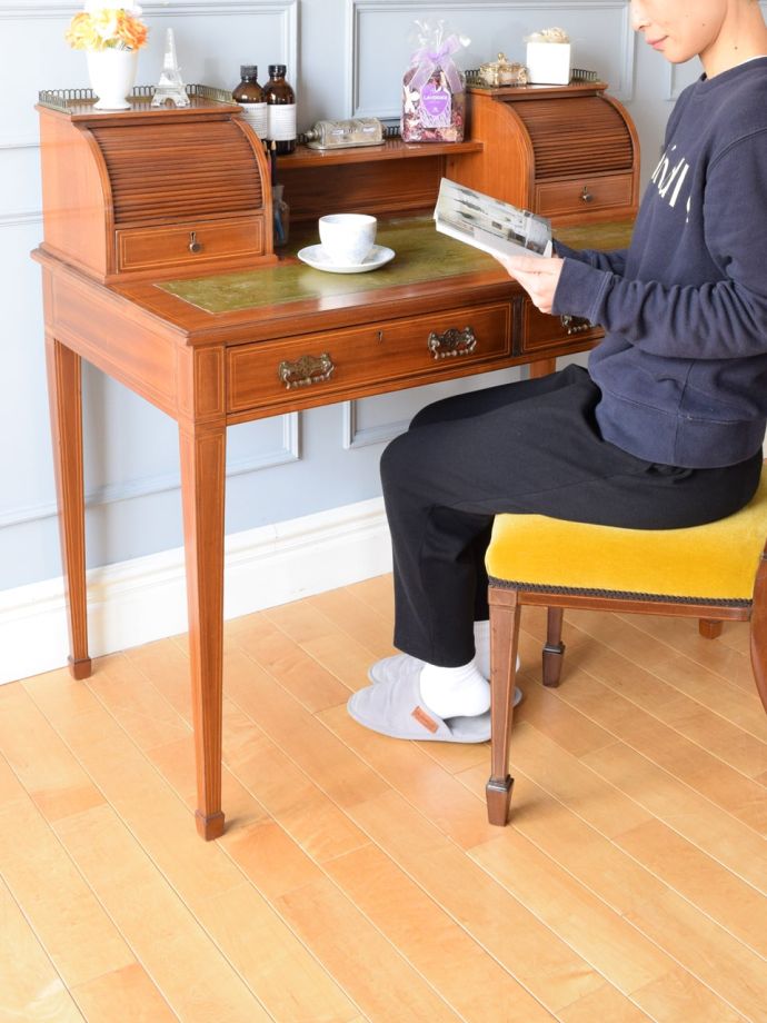 書斎机で楽しむ贅沢な時間