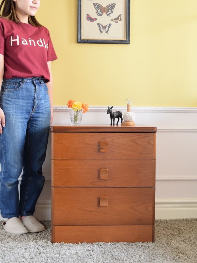 ビンテージのおしゃれなチェスト