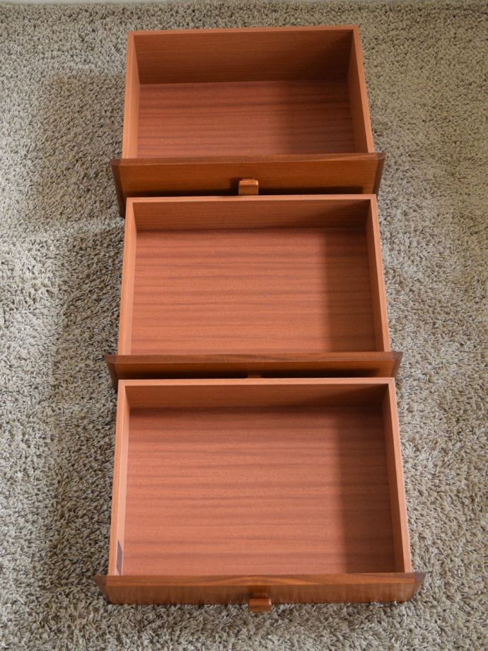 チェストの引き出し