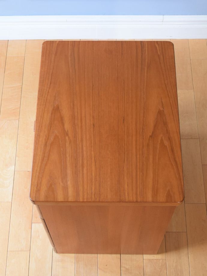 チェストの天板