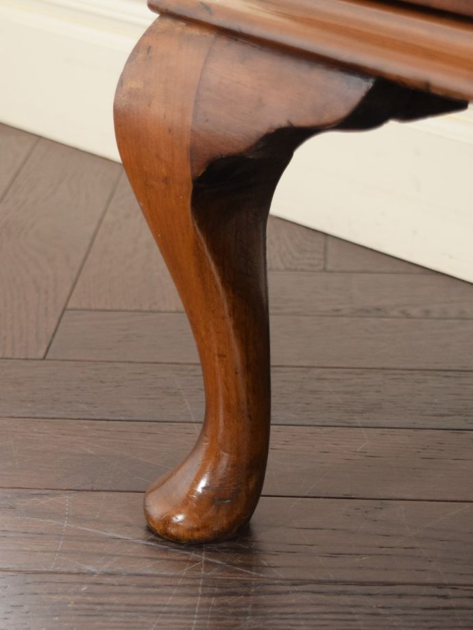 アンティーク家具の脚