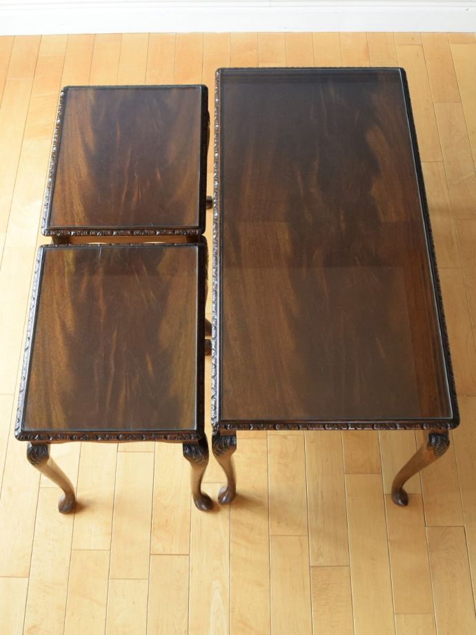 アンティークのテーブルの天板