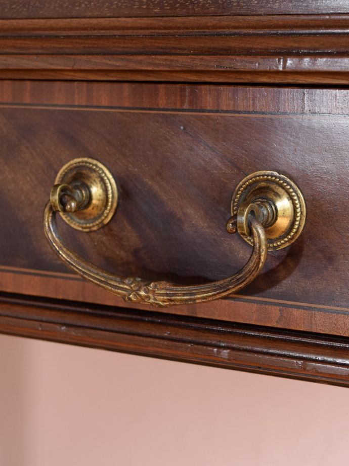 ビューローの取っ手