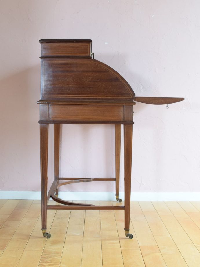 ビューローの側面