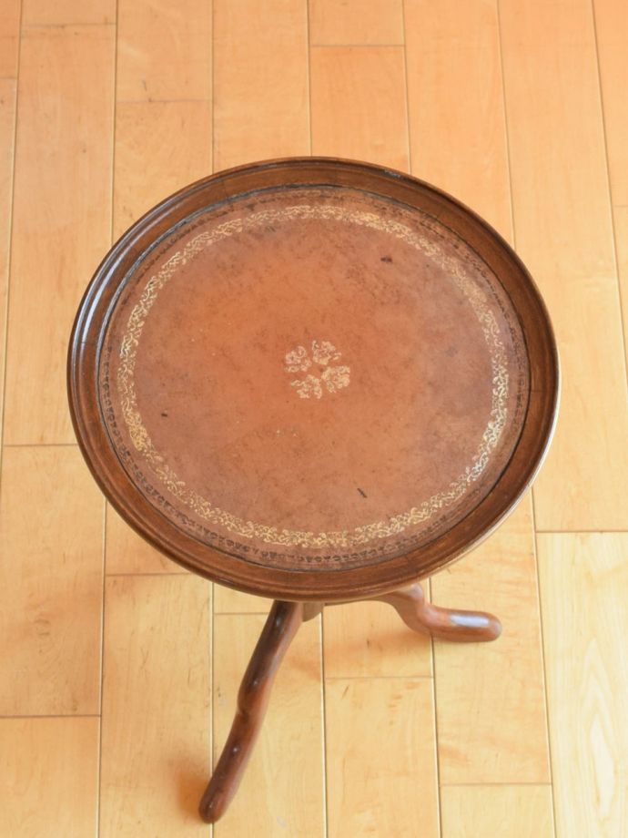 アンティークのテーブルの天板