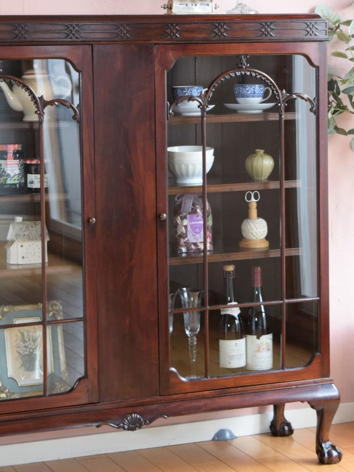 アンティークガラスの扉