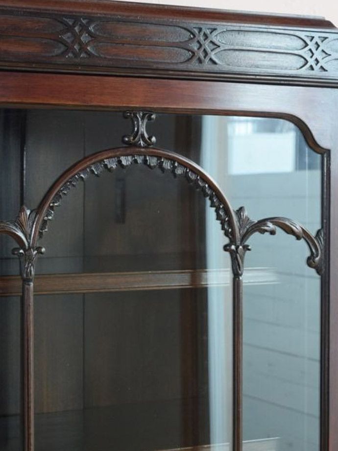 アンティークらしい彫