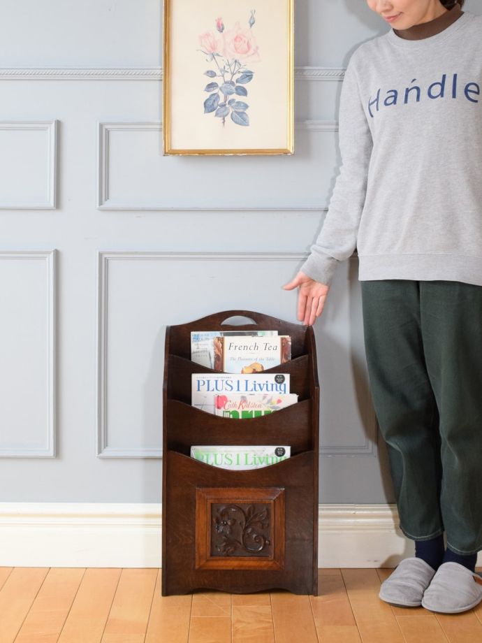 アンティークのおしゃれな本棚