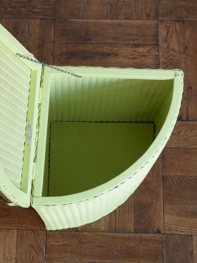 ロイドルームボックスの中