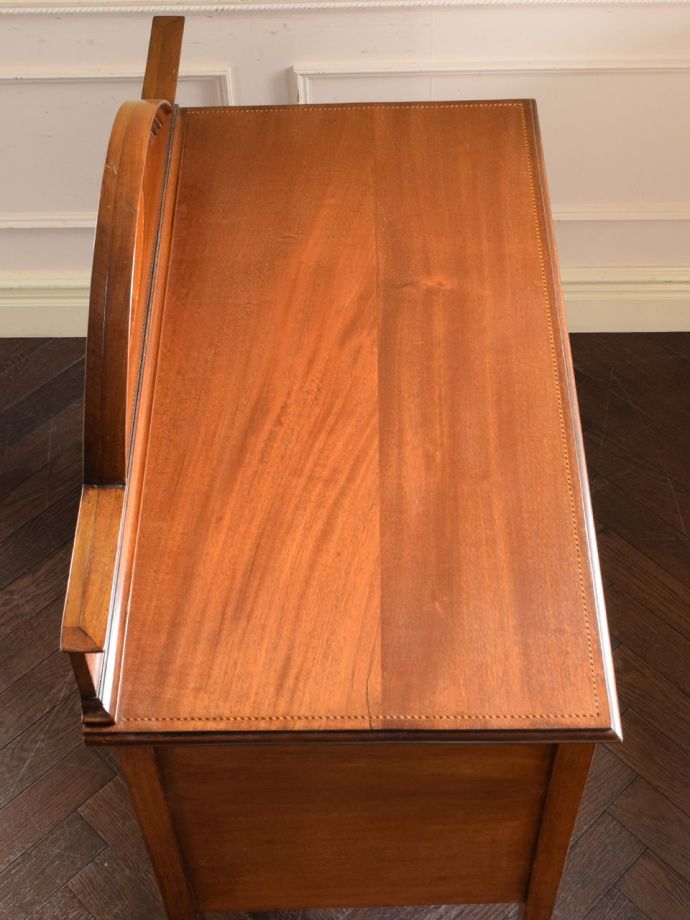 おしゃれなチェストの天板