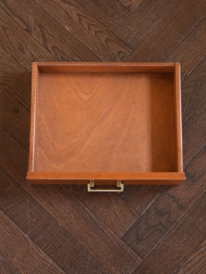 ビンテージ家具の引き出し