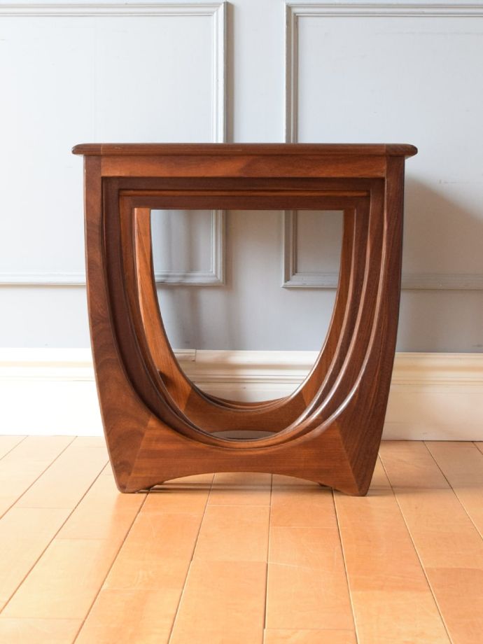 G-PLANのテーブルの側面