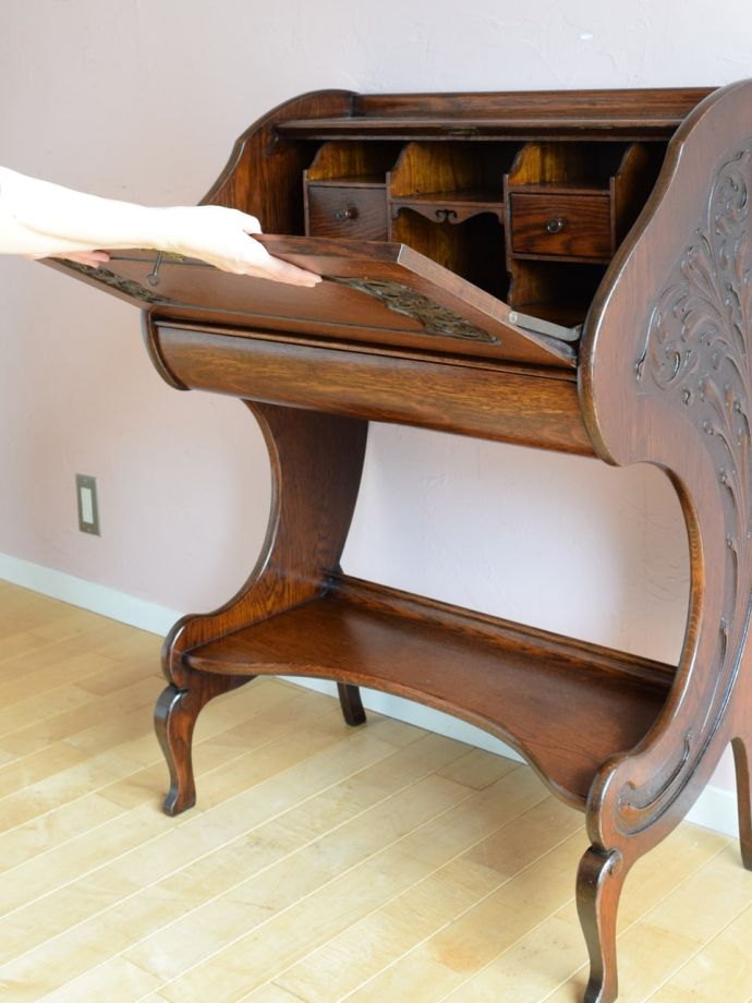 ビューローの扉を倒すと