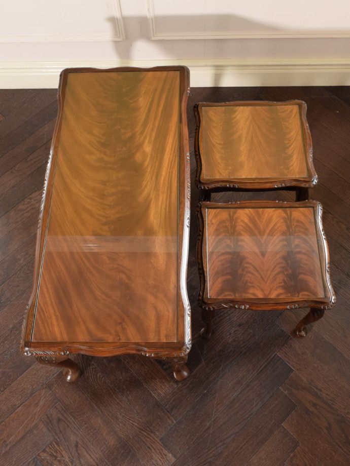 アンティークのテーブルの天板