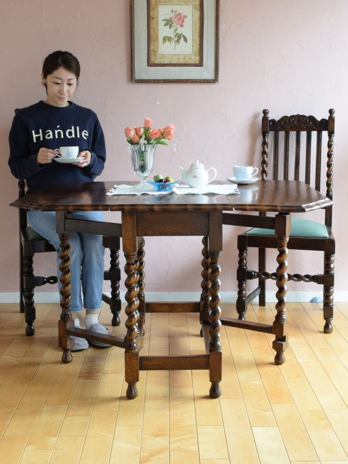 アンティークのゲートレッグテーブル