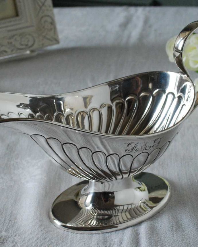 英国アンティークのシルバー食器