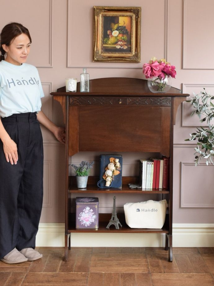 英国アンティークのビューロー