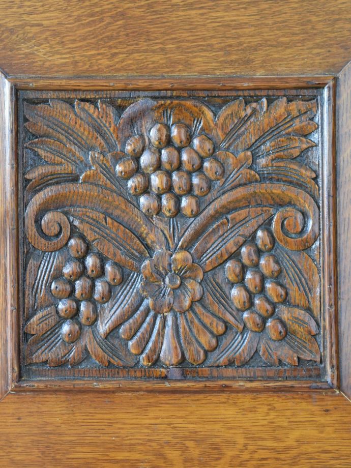 サイドボードの装飾