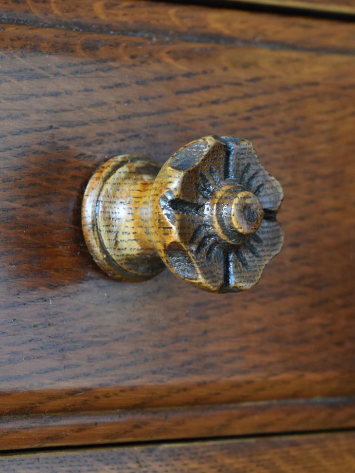 アンティーク家具の取っ手