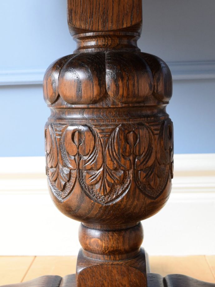 アンティークらしい装飾